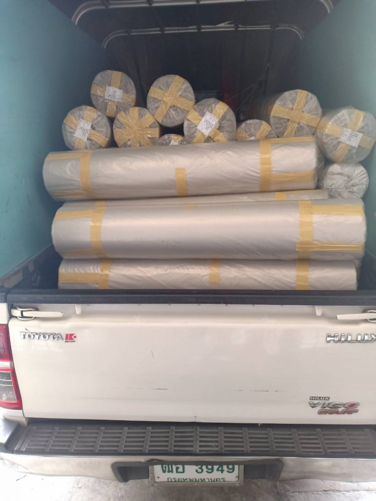 รูปประกอบพลาสติกปูพื้น ขนาดใหญ่