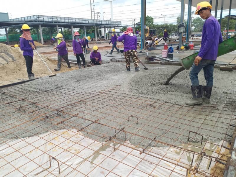 ตัวอย่างการใช้งานพลาสติกปูพื้น