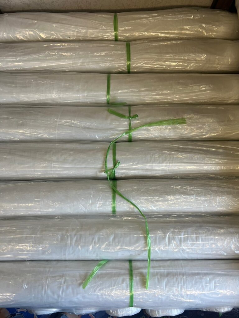 ม้วนพลาสติกปูพื้น