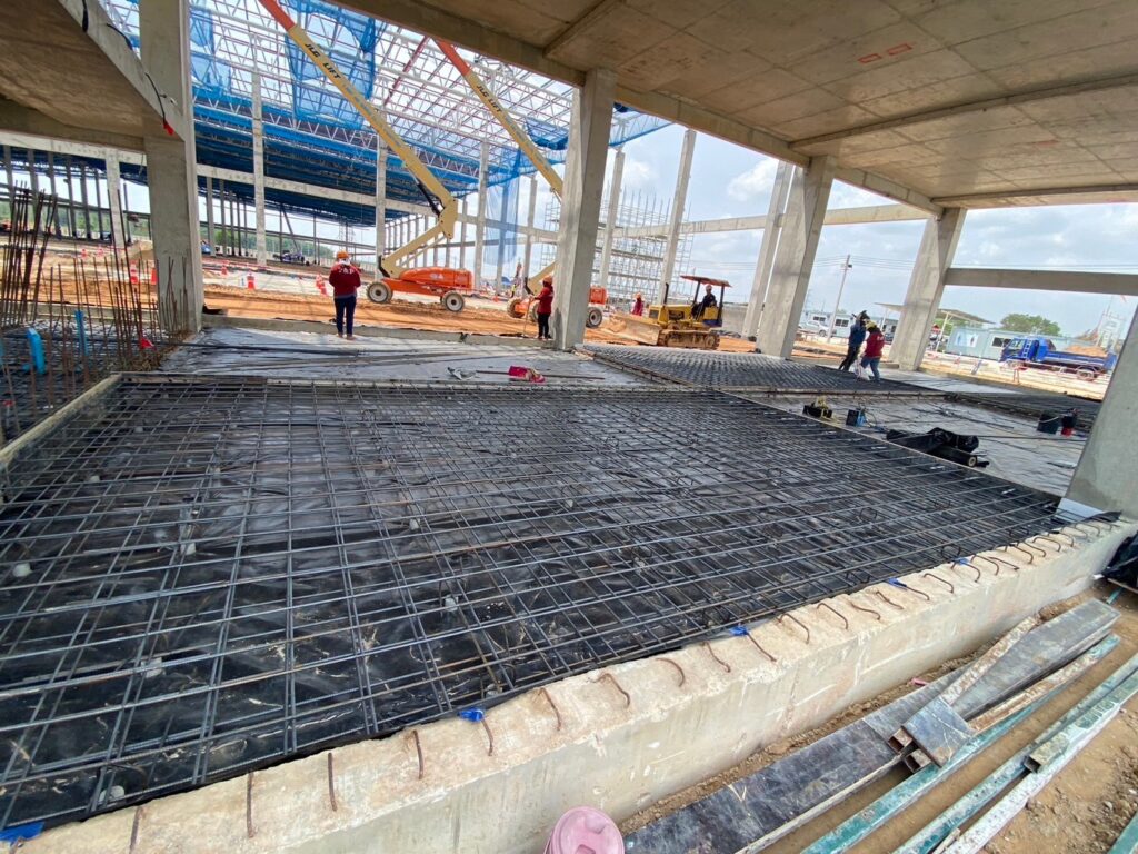 ม้วนปูพื้นก่อสร้าง