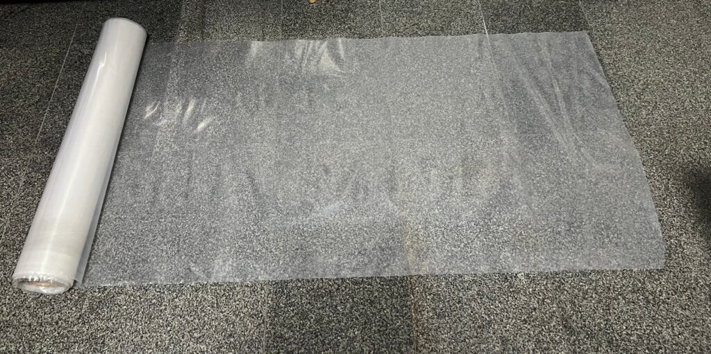 ม้วนพลาสติกปูพื้นเอนกประสงค์