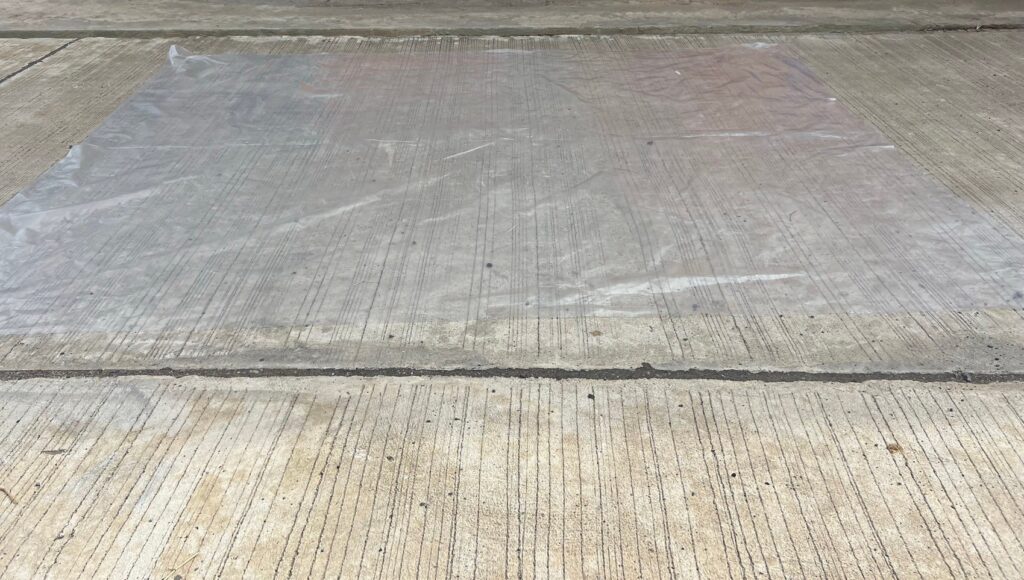 ENDUPAK : การป้องกันการสูญเสียน้ำของคอนกรีตด้วยม้วนปูพื้น